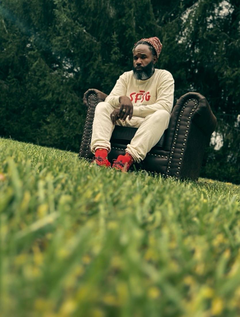 SFSG Unisex Sweatshirt: IVORY